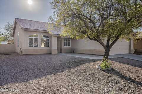 9041 N Shadow Rock Drive, Tucson, AZ 85743