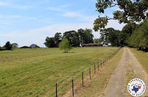 30 CR 3310, Avery, TX 75554