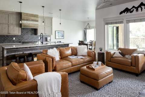 7898 HOUSE TOP Lane, Victor, ID 83455