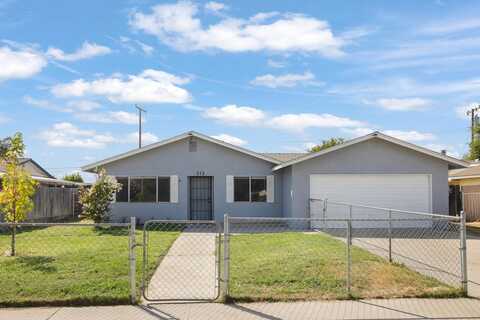 313 Balmoral Drive, Porterville, CA 93257