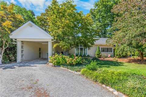 330 S Carolina Avenue, Boonville, NC 27011