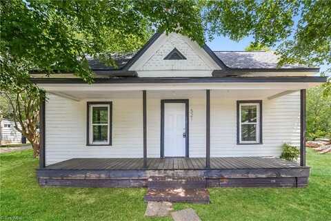 521 E 1st Street, Lexington, NC 27292