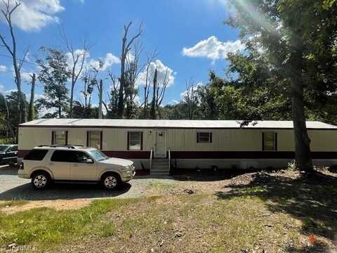 3857 S NC Highway 150, Lexington, NC 27295