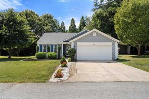 420 Sunset Drive, Kernersville, NC 27284