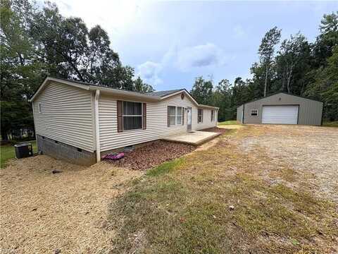 330 Quail Ridge Road, Summerfield, NC 27358