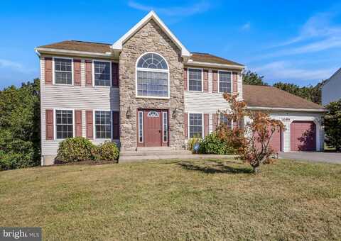83 KELSEY DRIVE, SCHUYLKILL HAVEN, PA 17972
