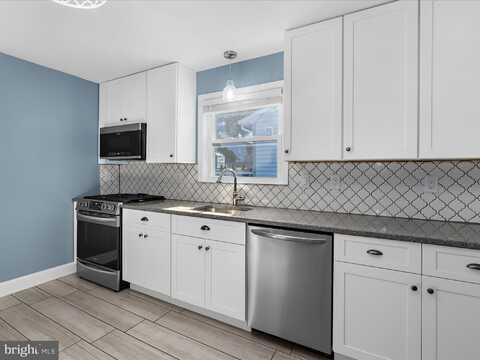 104 1ST AVENUE W, GLEN BURNIE, MD 21061