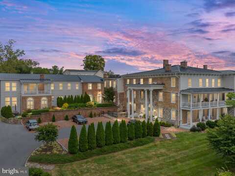 411 N LOUDOUN STREET, WINCHESTER, VA 22601