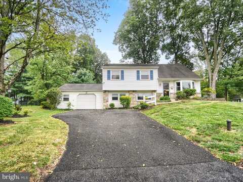200 CORNWALL DRIVE, CHALFONT, PA 18914