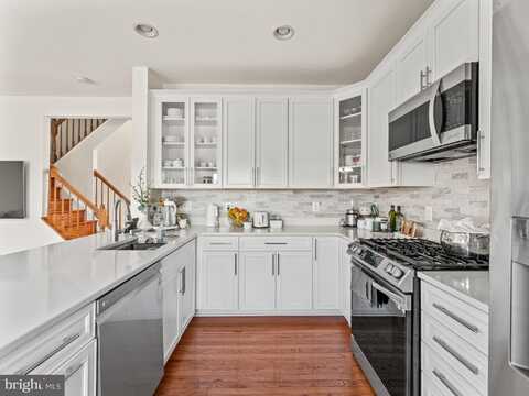 21755 LADYSLIPPER SQUARE, ASHBURN, VA 20147