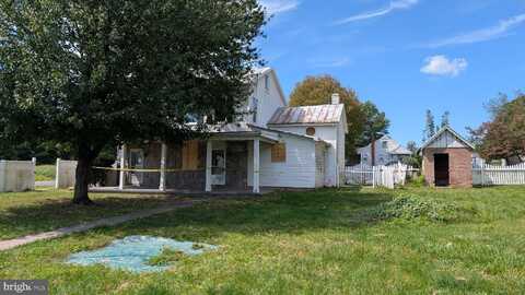 707 W PENN AVENUE, ROBESONIA, PA 19551