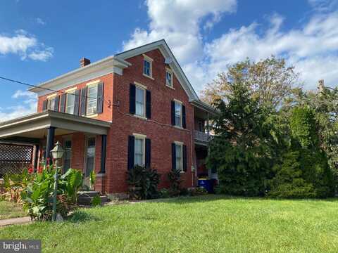 302 E MAIN STREET, TERRE HILL, PA 17581