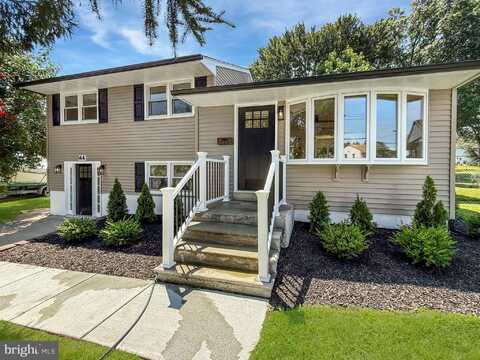 144 EDWARDS DRIVE, GLOUCESTER CITY, NJ 08030