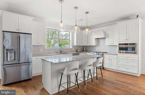 139 MOIR AVENUE, CONSHOHOCKEN, PA 19428