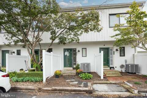 626 SUMMIT HOUSE, WEST CHESTER, PA 19382