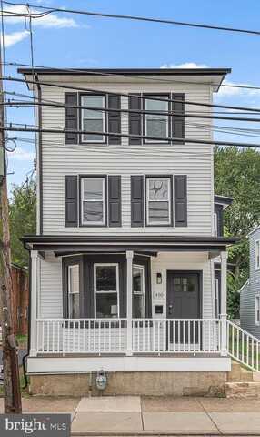 450 POND STREET, BRISTOL, PA 19007