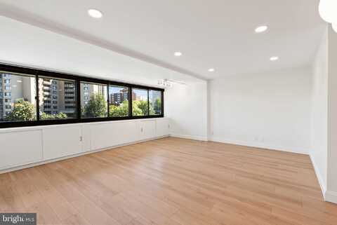 2510 VIRGINIA AVENUE NW, WASHINGTON, DC 20037