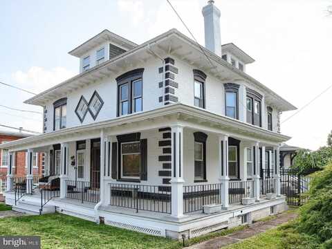 111 N 5TH STREET, PERKASIE, PA 18944