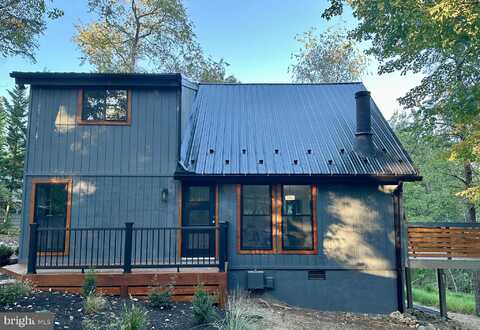 231 WINTERCAMP TRAIL, HEDGESVILLE, WV 25427