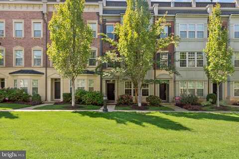724 SENTRY SQUARE, OXON HILL, MD 20745