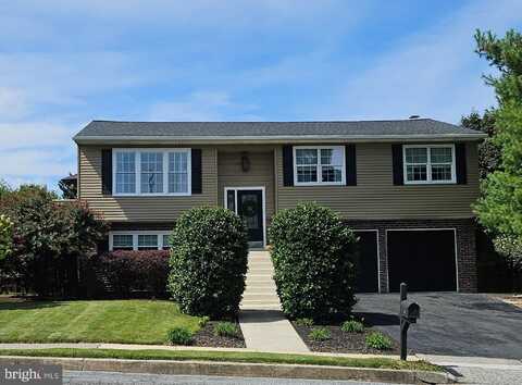 106 HOCH AVENUE, TOPTON, PA 19562