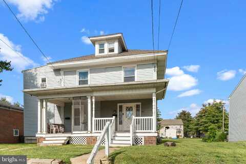 421 W 7TH STREET, LANSDALE, PA 19446