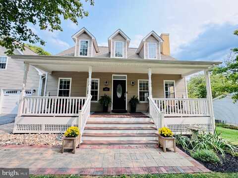 458 THOROUGHBRED DRIVE, CHARLES TOWN, WV 25414