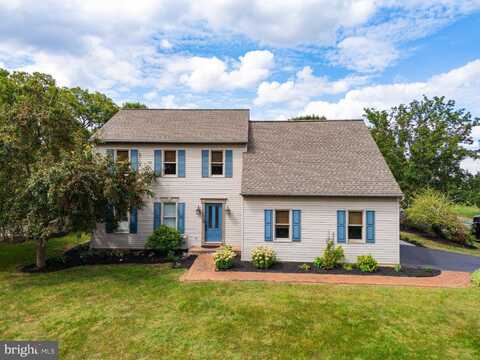 1827 KRYSTLE DRIVE, LANCASTER, PA 17602