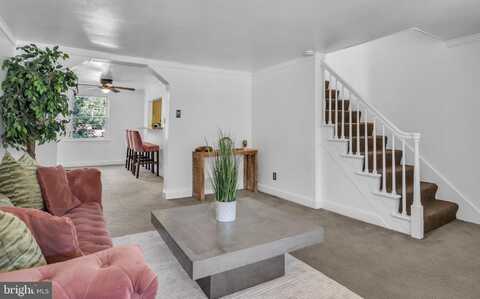 2260 KENSINGTON STREET, HARRISBURG, PA 17104