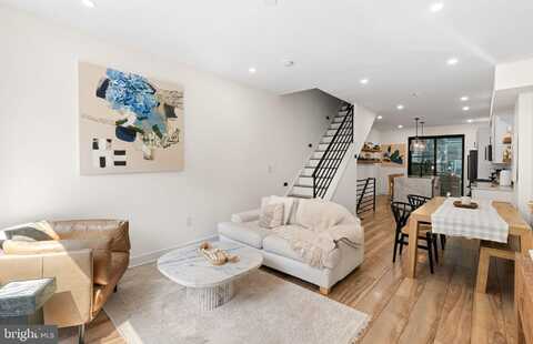 2231 EARP, PHILADELPHIA, PA 19146