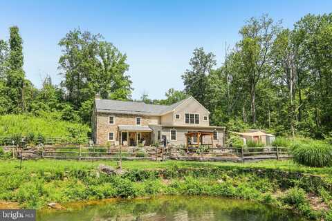 450 BUTTERMILK ROAD, EASTON, PA 18042