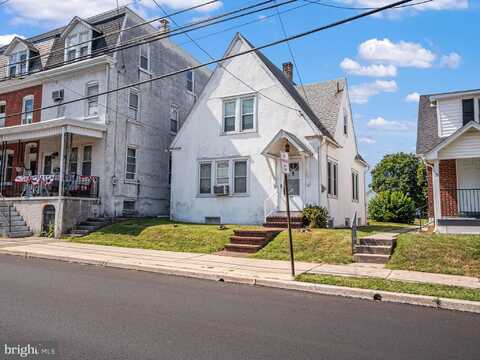 37 S MADISON STREET, BOYERTOWN, PA 19512