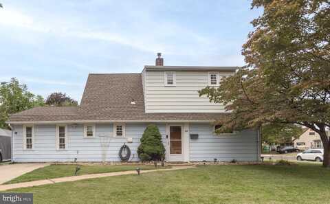 20 NEW SCHOOL LANE, LEVITTOWN, PA 19054