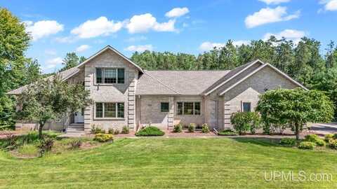 N3878 Turners Grade, Iron Mountain, MI 49801