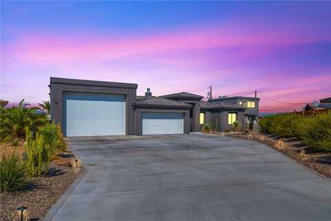 583 Robin Lane, Lake Havasu City, AZ 86403