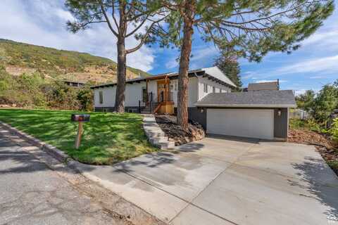 1370 E OAKMONT, Fruit Heights, UT 84037