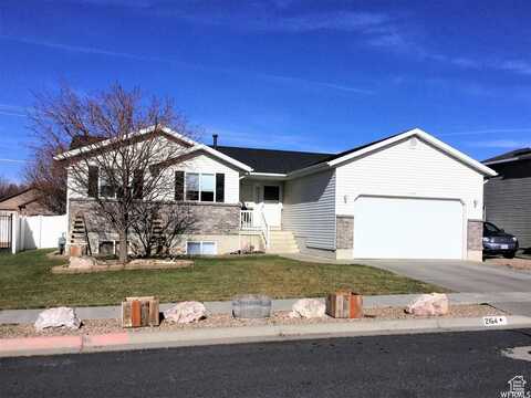 2164 W 2265 N, Clinton, UT 84015