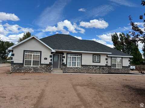 207 S STONEGATE, Roosevelt, UT 84066