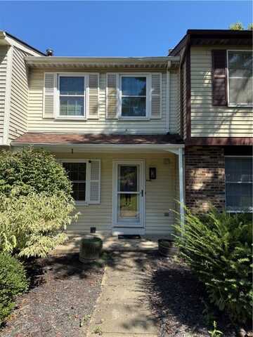 7204 Lafayette Sq, Hopewell Twp, PA 15001