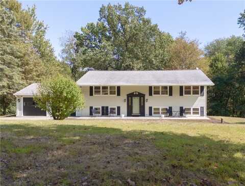 126 Woodcrest Rd., Oakland, PA 16002