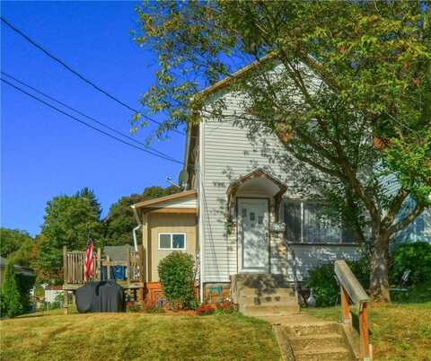 512 Ore St, Ellwood City, PA 16117