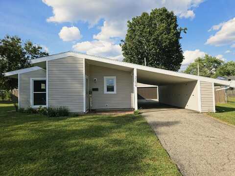2200 Wrenwood Road, Springfield, OH 45505