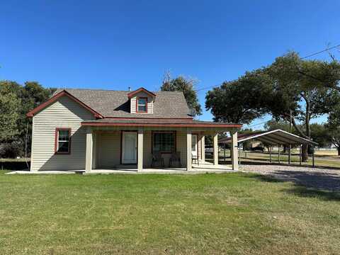 102 Saint Joseph Street, Nazareth, TX 79063