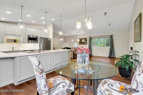 7031 CHERYL Street, Anchorage, AK 99518