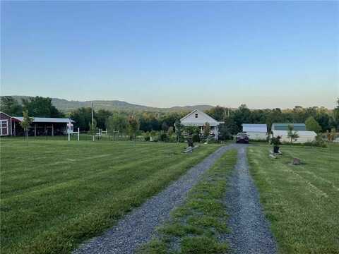2462 Hilltop RD, Marshall, AR 72650