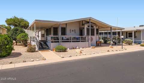 2233 E Behrend Drive, Phoenix, AZ 85024