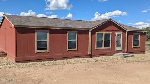 7875 S Loma Lane, Mayer, AZ 86333