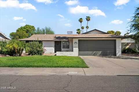 8716 E MITCHELL Drive, Scottsdale, AZ 85251