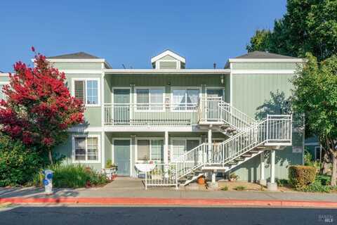 1501 La Esplanada Place, Santa Rosa, CA 95404