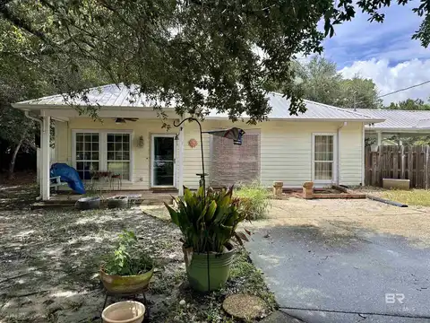9101 Coronada Road, Elberta, AL 36530